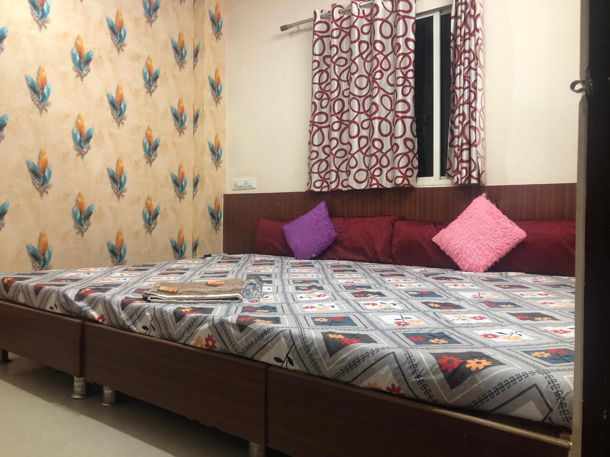 New Yanti Guest House Ujjain Extérieur photo